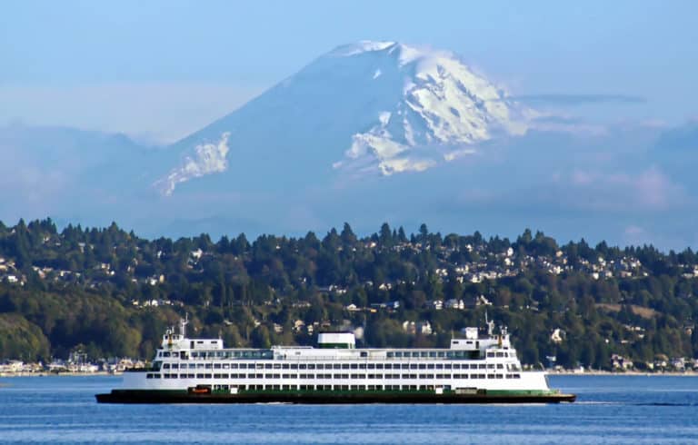 Seattle to Bainbridge Ferry, photo of the boat heading to the island